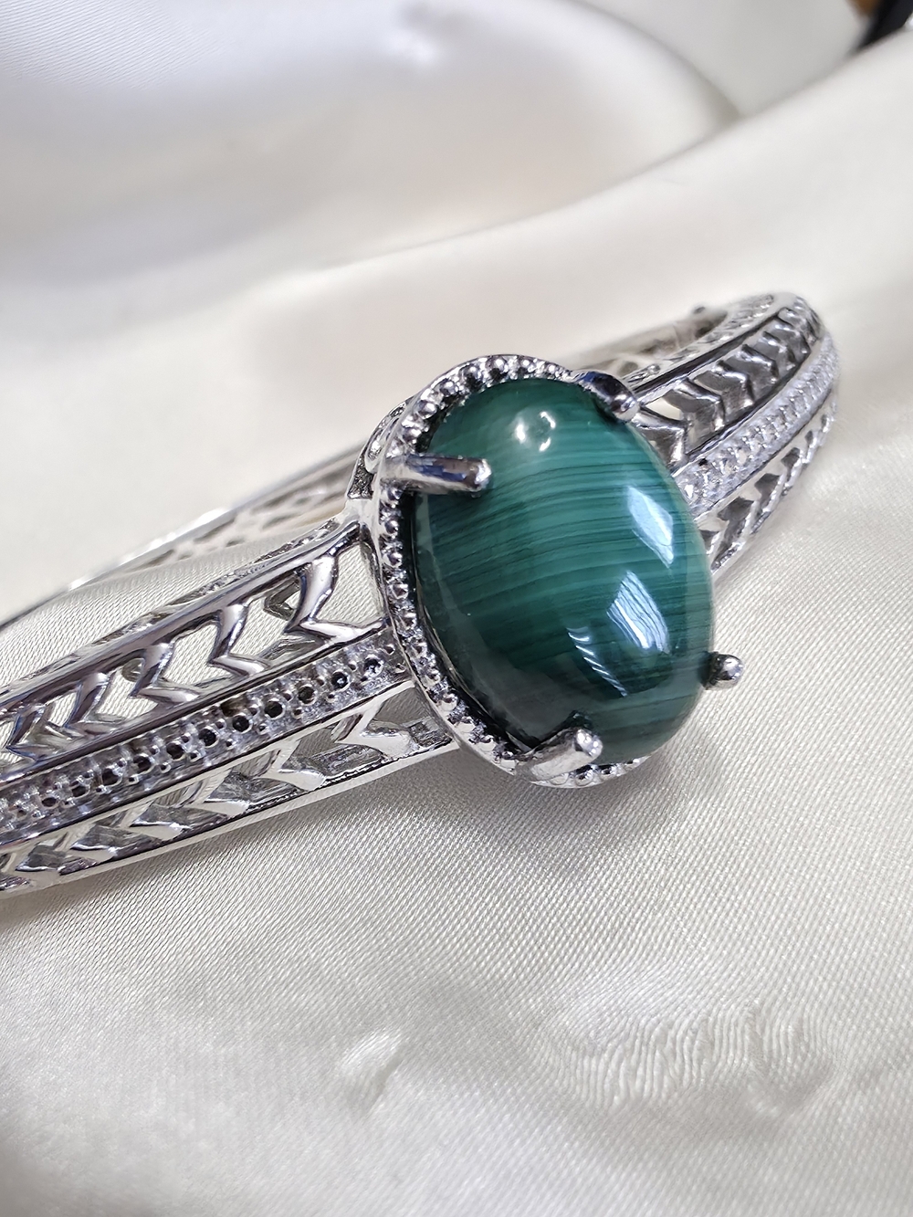 Green African Malachite Stone Platinum Bond Brass Bangle Bracelet